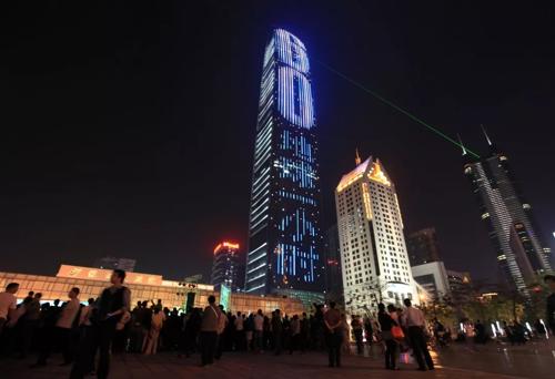LED顯示屏企業(yè)憑何暢游城市亮化的市場(chǎng)藍海？